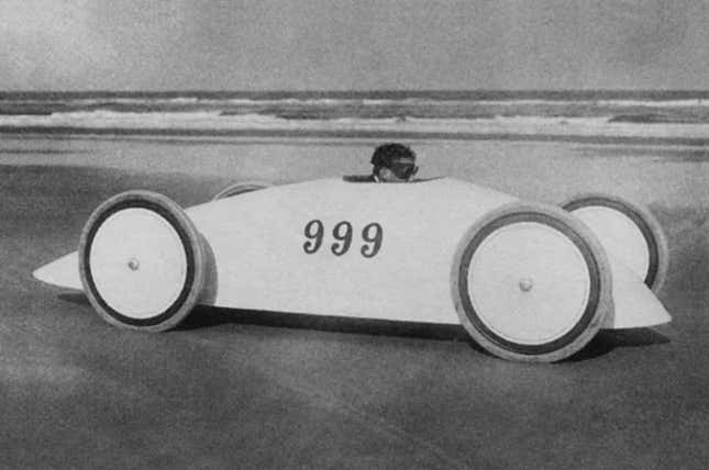 Bild zum Artikel mit dem Titel Das erste Auto, das jemals über 100 Meilen pro Stunde fuhr, war ein Elektrofahrzeug